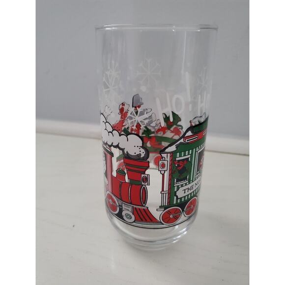 Vintage COKE / COCA-COLA McCrory Stores CHRISTMAS Santa GLASS TUMBLER - Set Of 3 - Picture 8 of 15